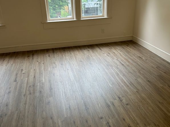 76 Keystone St #2