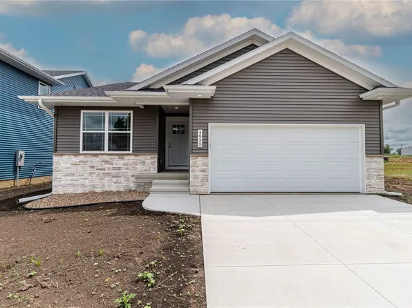 4925 Dostal Ct SW, Cedar Rapids, IA 52404