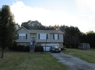 244 Jameswood Dr, Forest, VA 24551