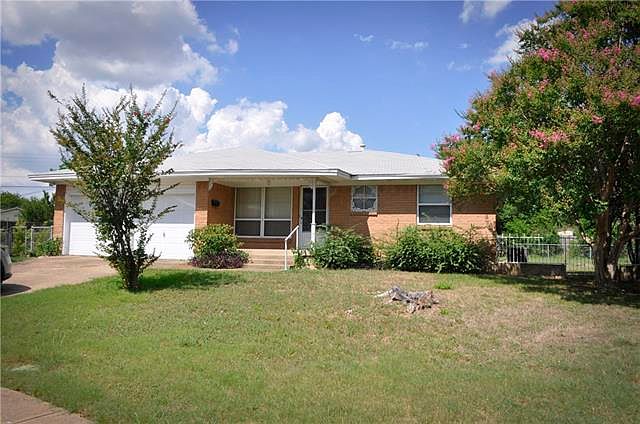 1st image of 219 Camellia Cir