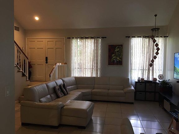 5th image of 9515 SW 148 Avenue Cir E