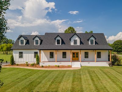 2000 Young Ln, Chapel Hill, TN, 37034