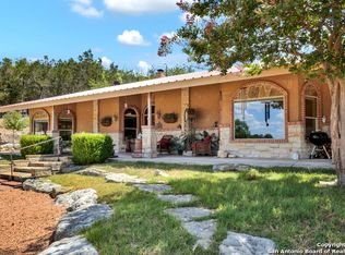 610 Stablewood Ln, Kerrville, TX 78028