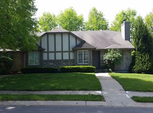 1008 NW Porter Dr, Blue Springs, MO 64015