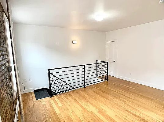 1st image of 435 Grand Ave APT 1B
