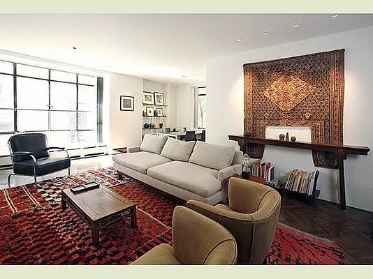 Sold by Stribling | media 10