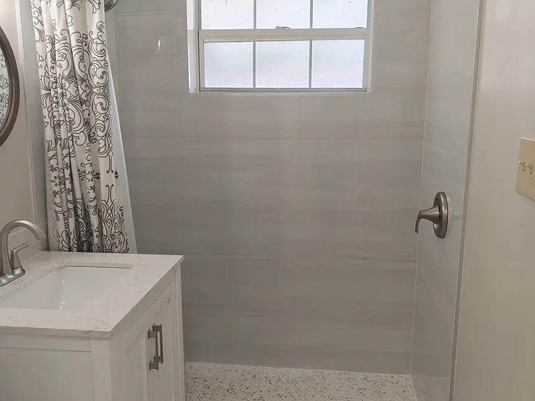 2240 Birchcrest Blvd — Photo 15