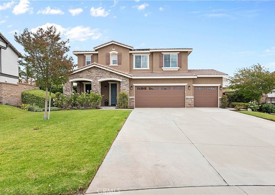 1st image of 5605 Pine Leaf Ln
