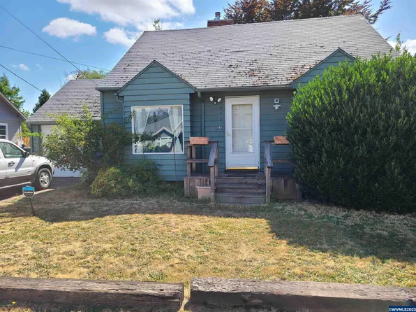 2042 Fisher Rd NE, Salem, OR 97305