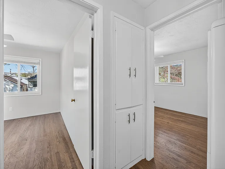 1624 T St #5 — Photo 8