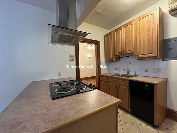4th image of 97 Myrtle St #1A