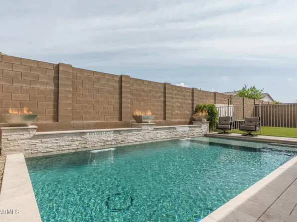 14178 W GRAY FOX Trail, Surprise, AZ 85387
