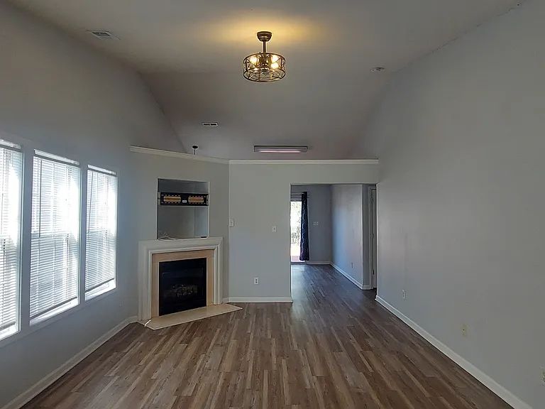 13112 Planters Row Dr — Photo 4