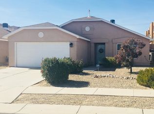 647 Stern Dr NW, Albuquerque, NM 87121