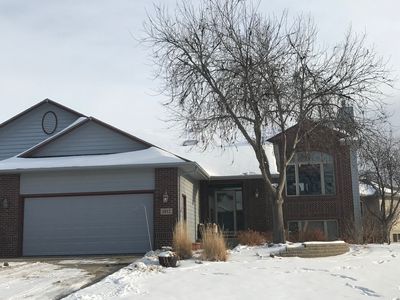 1812 S Strabane Cir, Sioux Falls, SD, 57106