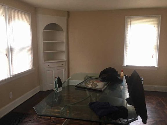 5th image of 1107 Laidlaw Ave
