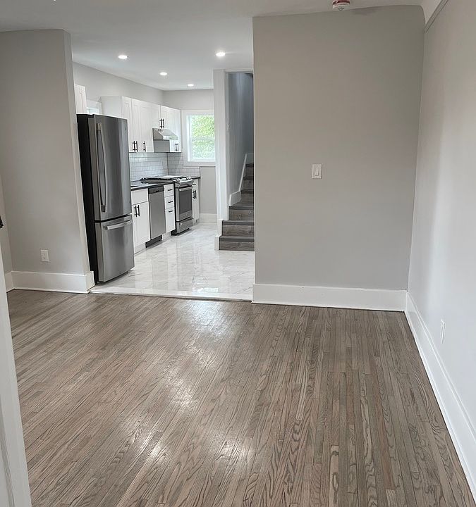 1st image of 1527 Central Ave #1527
