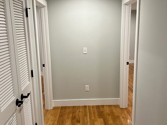3rd image of 30 Town Hill St #B
