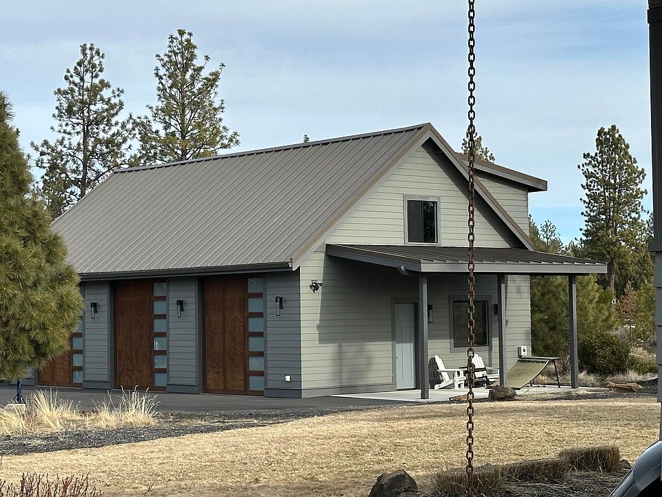 2nd image of 61060 Bachelor View Rd