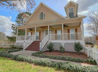 949 Bo Bo Banks Rd, Grantville, GA 30220