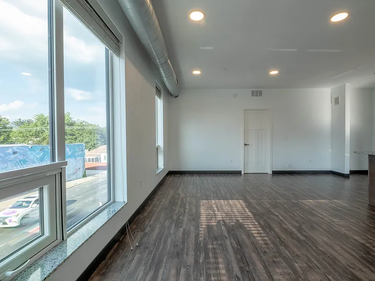 The Pearl Apartments — Photo 18