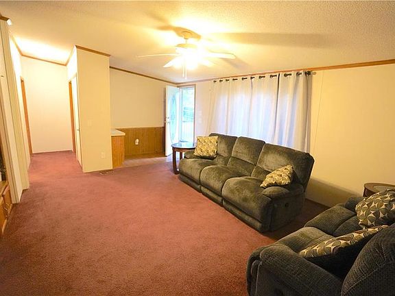 4th image of 1197 Riverview Dr