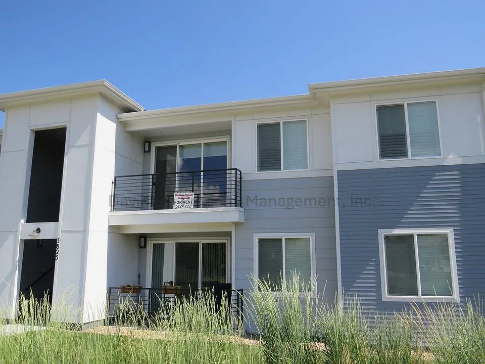 3825 Presidio Point #203