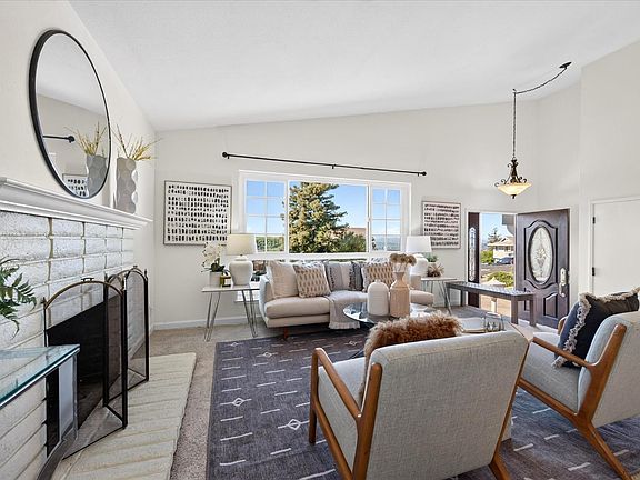 4th image of 142 Ardmore Way