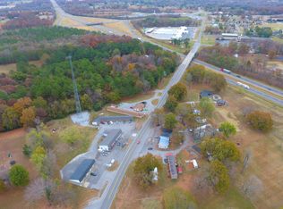 6745 Benton Rd, Paducah, KY 42003