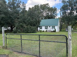 25 Fernwood Rd, Ellabell, GA 31308