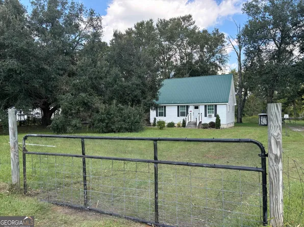 25 Fernwood Rd, Ellabell, GA 31308