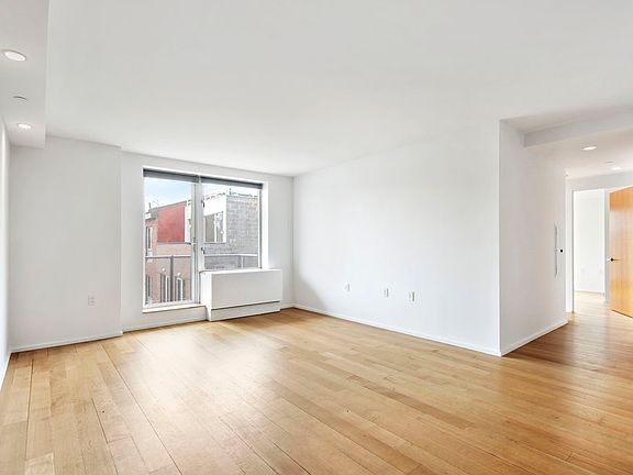 2nd image of 2280 8th Ave APT 7C