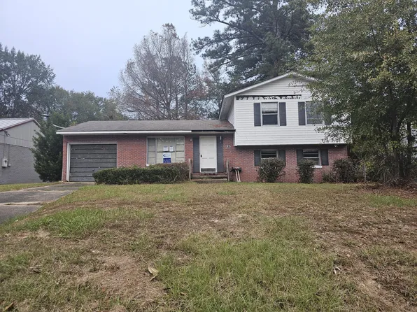 2815 Laramie Cir, Hattiesburg, MS 39402