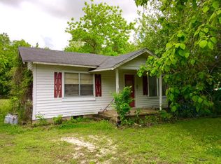 825 W 14th St, Ada, OK 74820