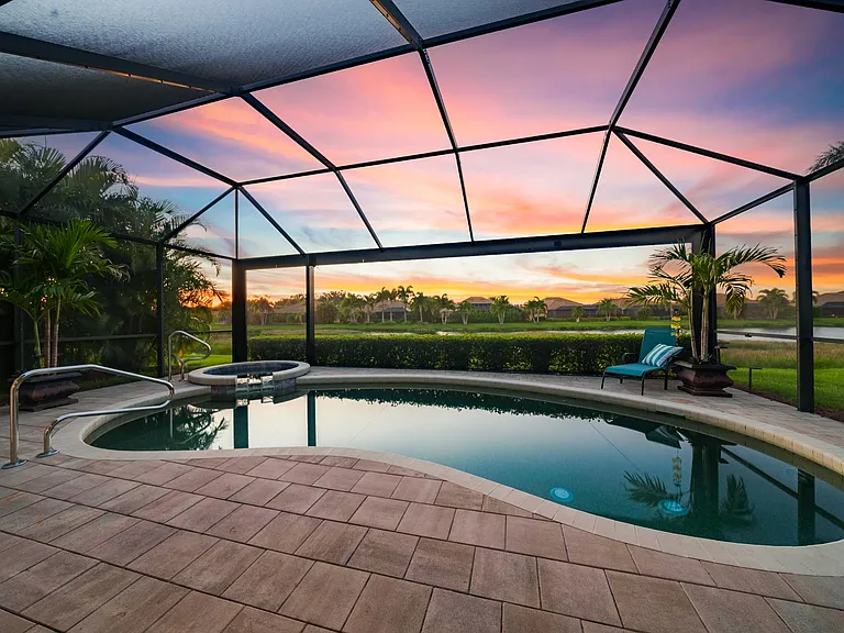 8207 River Preserve Dr — Photo 32
