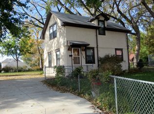 1714 1/2 S 32nd Ave, Omaha, NE 68105