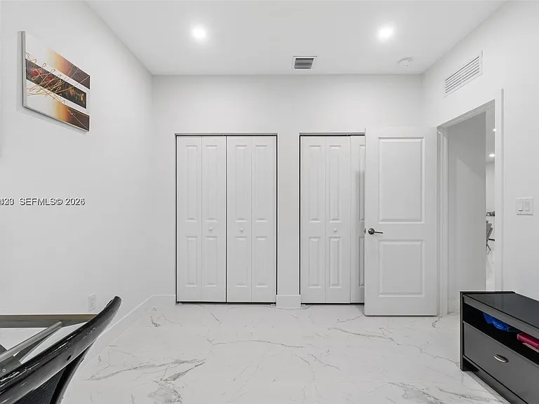 13305 SW 190th Ter — Photo 31