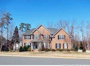 11009 Persimmon Creek Dr, Mint Hill, NC 28227