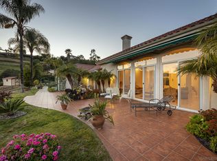 2332 Vista Valle Verde Dr, Fallbrook, CA 92028