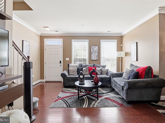 5th image of 9106 Ruby Lockhart Blvd #4