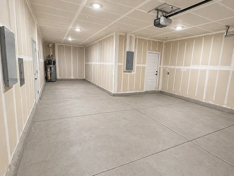 7018 Blue Bay Ln — Photo 10
