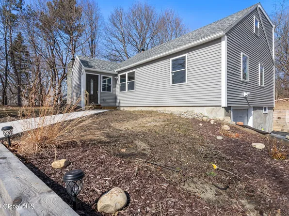 4050 Ny Highway 43, Wynantskill, NY 12198