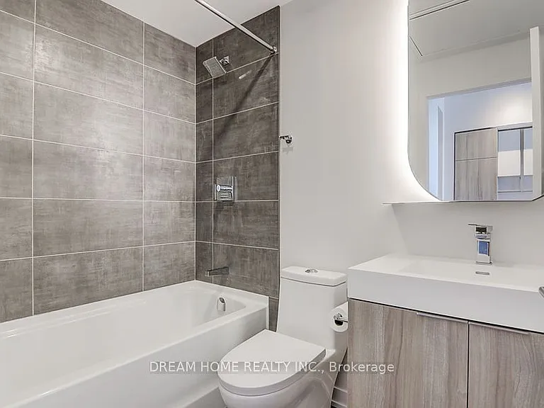 15 Holmes Ave #806 — Photo 2