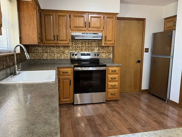 2 bed, 1575 sqft, $1,375 — Photo 3
