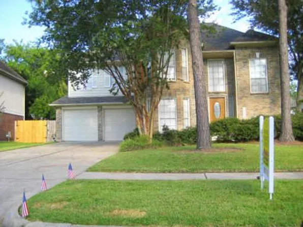 1215 Mabry Mill Rd, Houston, TX 77062