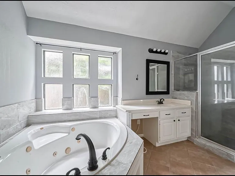 16322 Judge Bry Rd — Photo 40