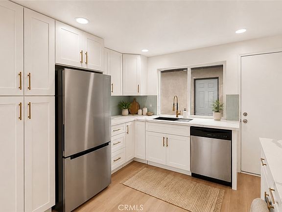 5th image of 1097 Santo Antonio Dr APT 14