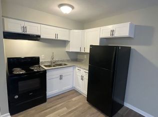 2021 Cambridge Dr #32, Lexington, KY 40504
