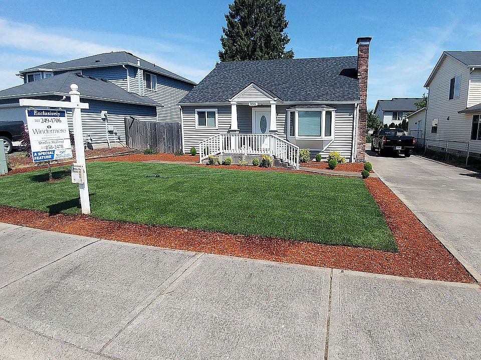 1st image of 9006 NE 71st St