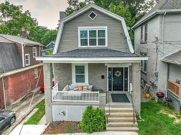 2nd image of 631 Hawthorne Ave